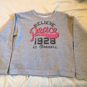 Grey crewneck sweater